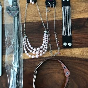 Various jewelry bunlde